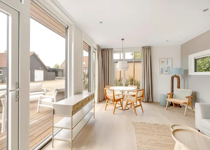 Beachvibe Met Zandtuin Vlakbij Zee Vp091 *