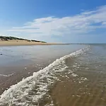 Beachvibe Met Zandtuin Vlakbij Zee Vp091 *